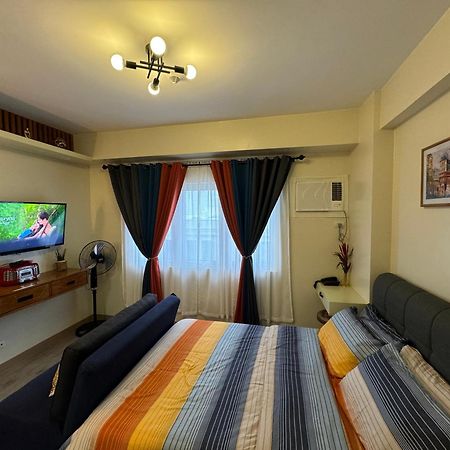 Condo Home With Fast Wifi In Bacolod City Kültér fotó