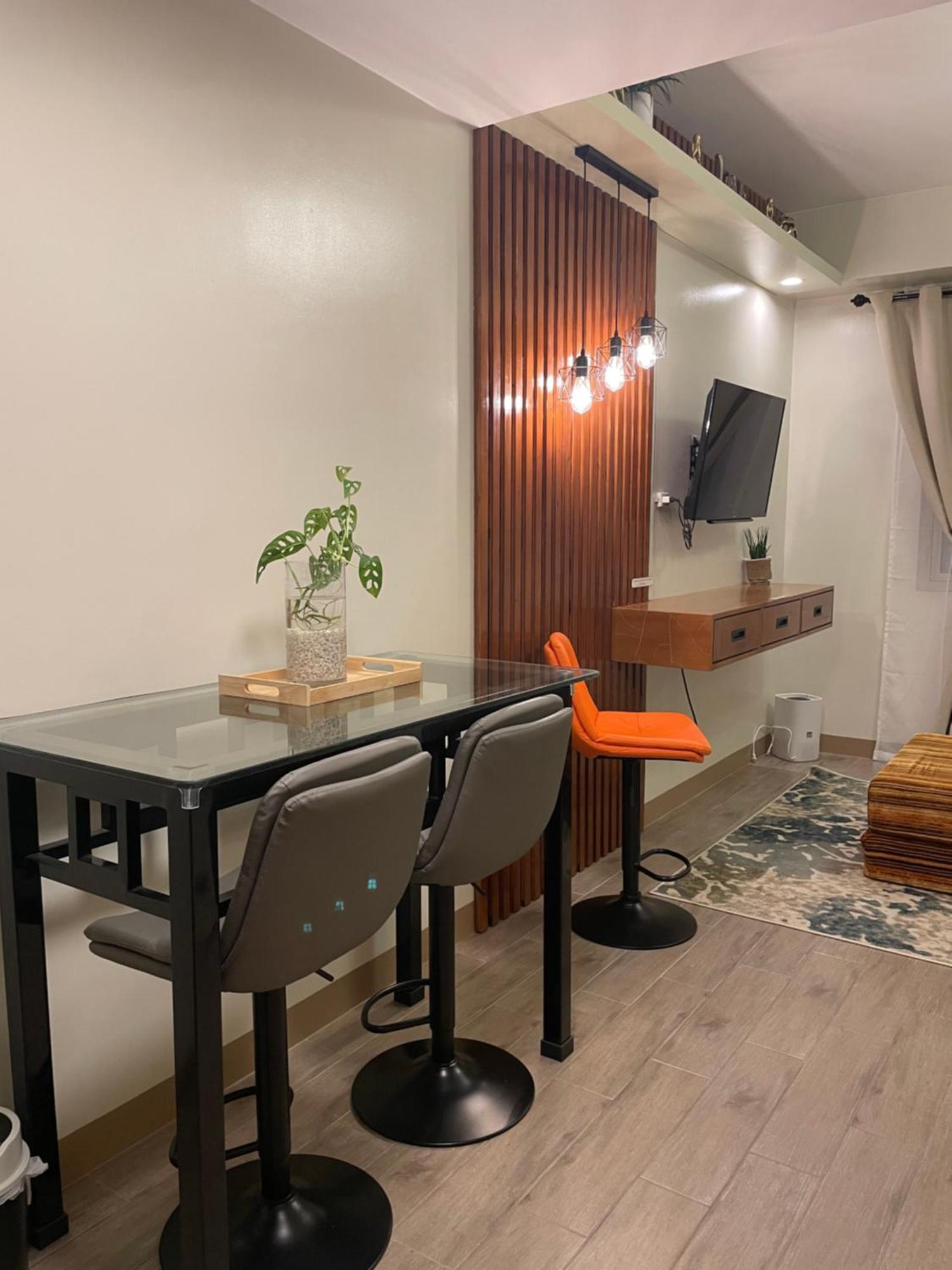 Condo Home With Fast Wifi In Bacolod City Kültér fotó