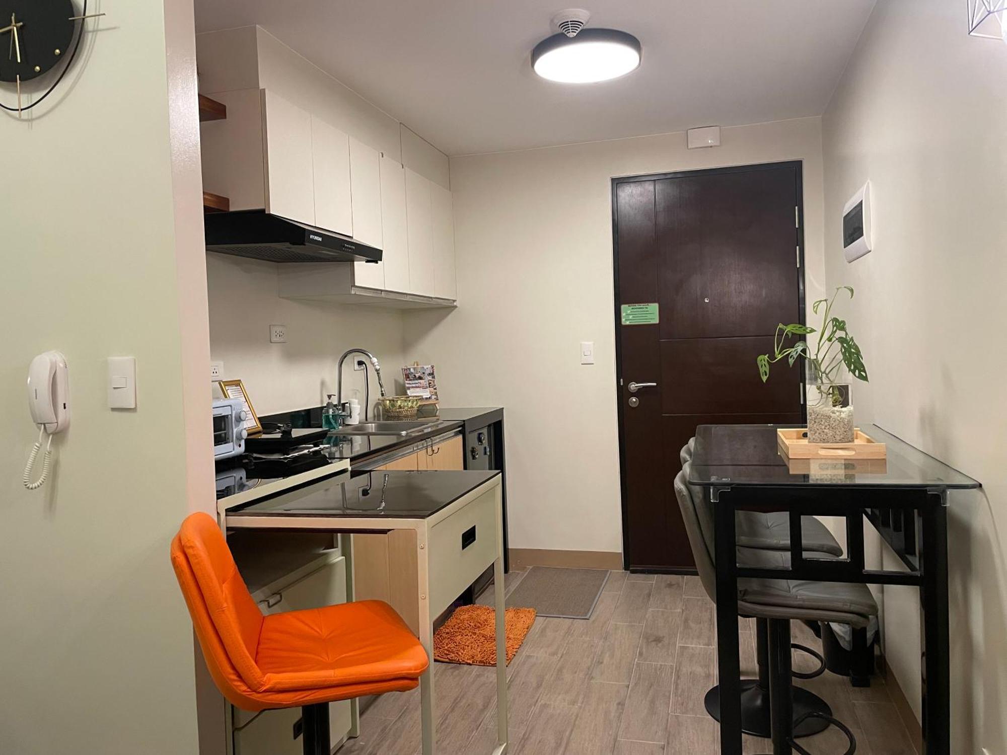 Condo Home With Fast Wifi In Bacolod City Kültér fotó